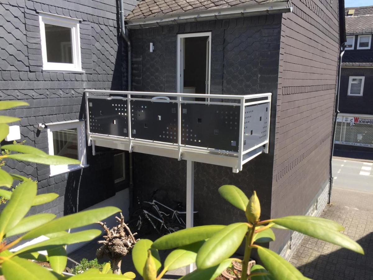 Traumhafte Ferienwohnung In Zentraler Lage Bad Berleburg Buitenkant foto